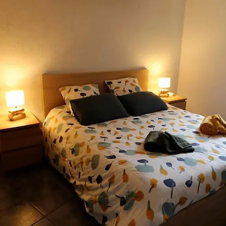 בית נופש Maison Avec Terrasses A 300m De La Juno *